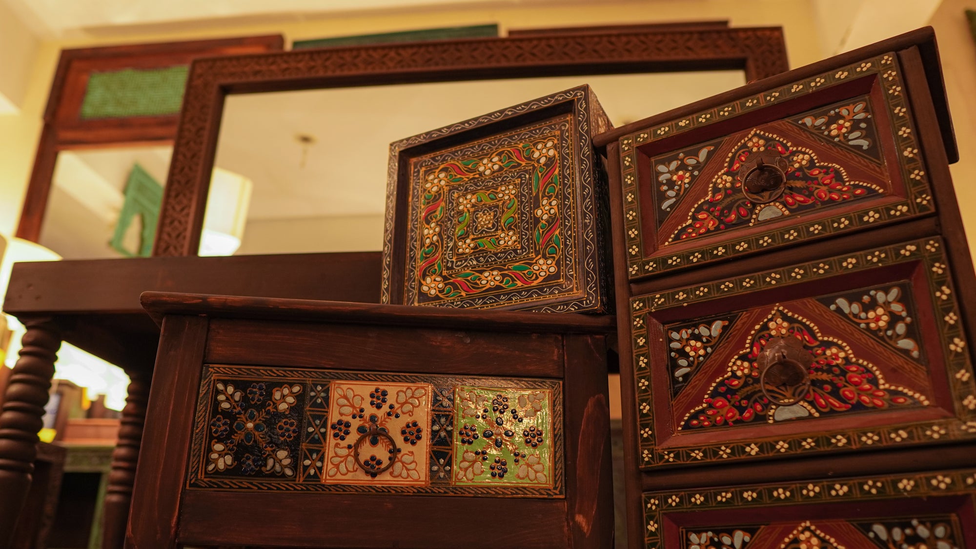 Best Antique Furniture Shop in Islamabad – Pakturk Furnitures