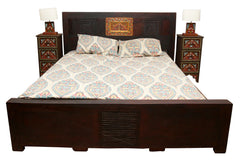 AKBARI JAALI BED